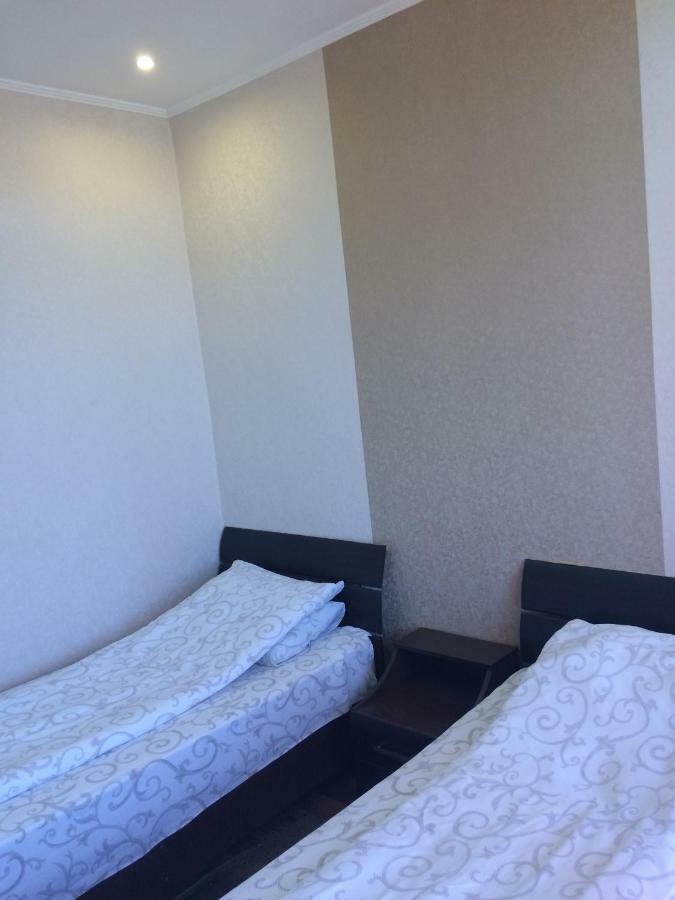 Hotel Paulina Falesti Esterno foto