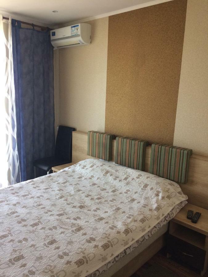Hotel Paulina Falesti Esterno foto